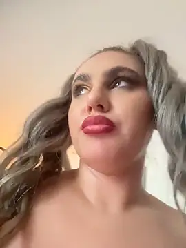 SensualQueenX Live XXX-chat