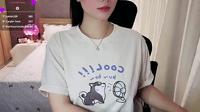 Chat XXX en directo de JENNIE-16