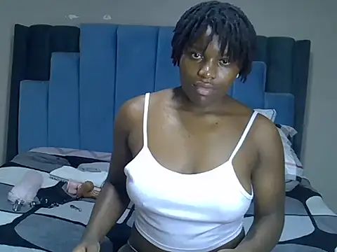 melanin_moon 现场XXX聊天