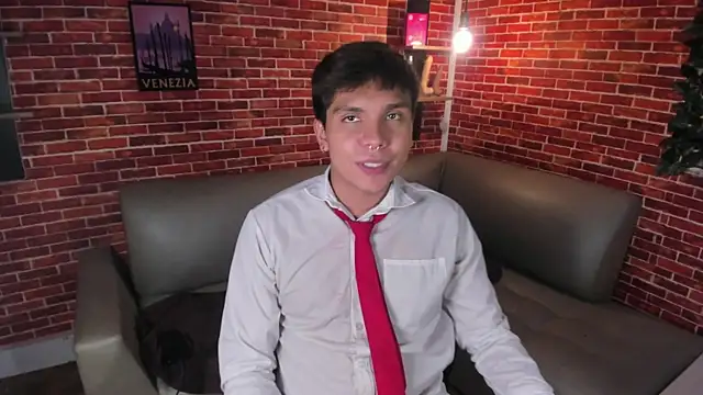 Chat +18 de Thiago_Kozak ao vivo