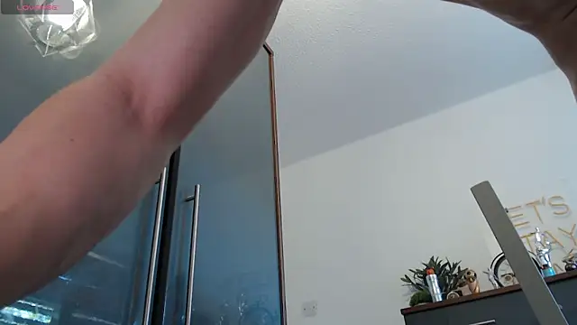 DominantAlex18's Webcam Show