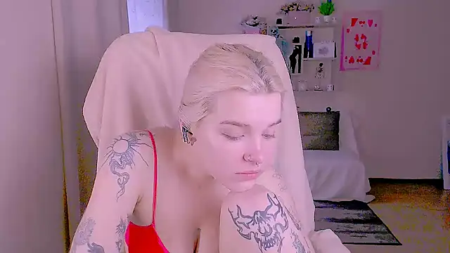 Czat XXX na żywo – Hot_Blonda