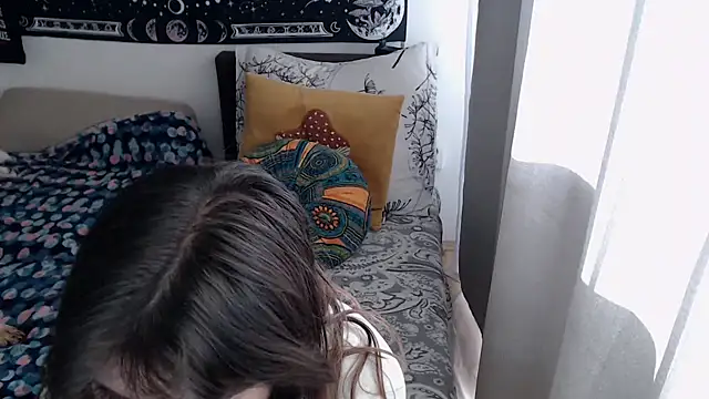 AlienforTwenty's Live XXX Chat