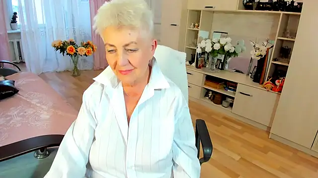 Chat XXX en directo de HotandMature