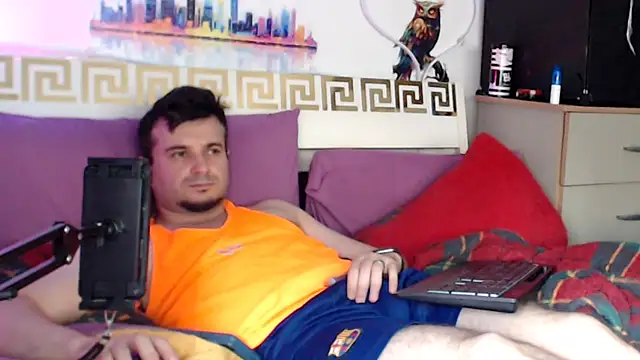 KingOfSinRO69 Show in webcam