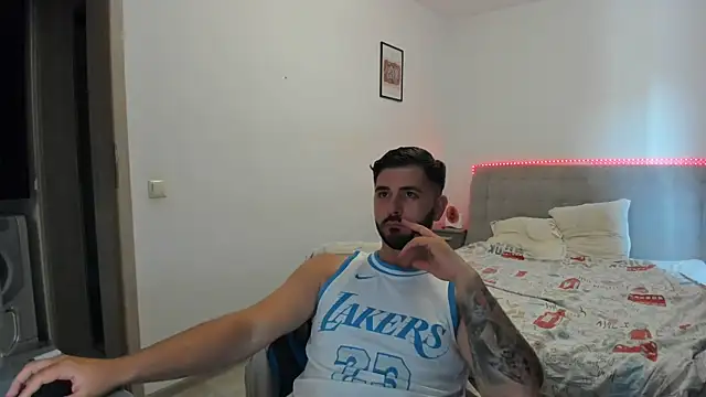 StewartBobb Show in webcam