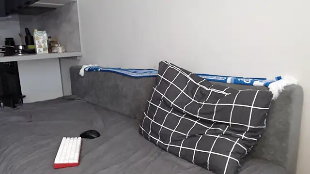 XXX chat uživo modela Student_Oliver