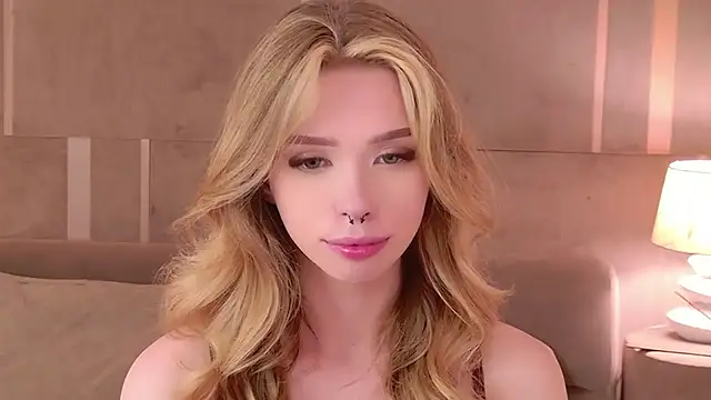 Sierra_Fane লাইভ XXX চ্যাট