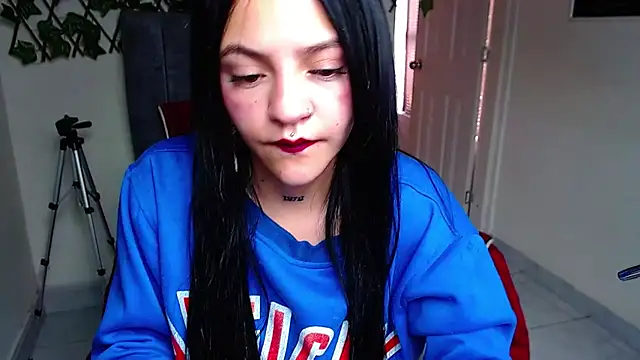 Violettasquirt Chat XXX in diretta