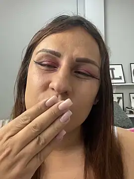 عرض كام Analia_01