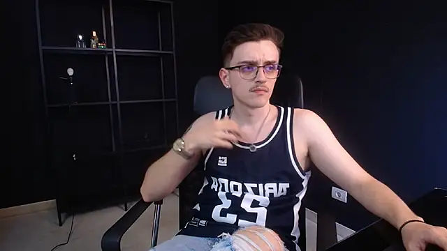 FelixStarkk 在線直播表演