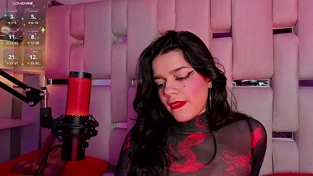 ValerieKay_ Adlı Modelin Canlı XXX Sohbeti