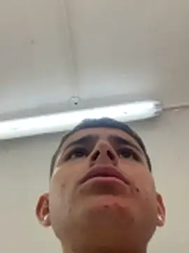 fresdyhot Webcam show