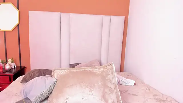 Mia_boobs24 即時 XXX 聊天