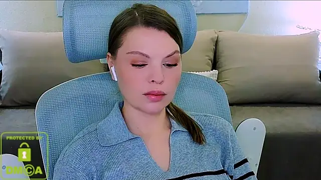 Glossier 现场XXX聊天