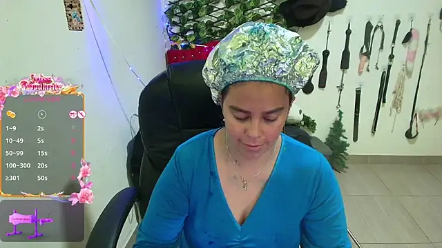 elektra_32's Live XXX Chat