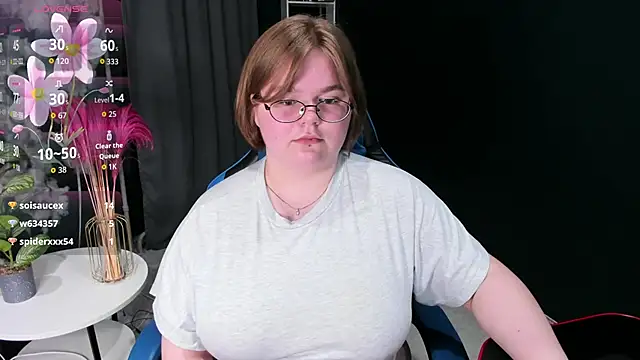 Maneela_Kennedy élő XXX-chatje