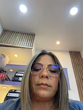 isabella_horney_'s Webcam Show