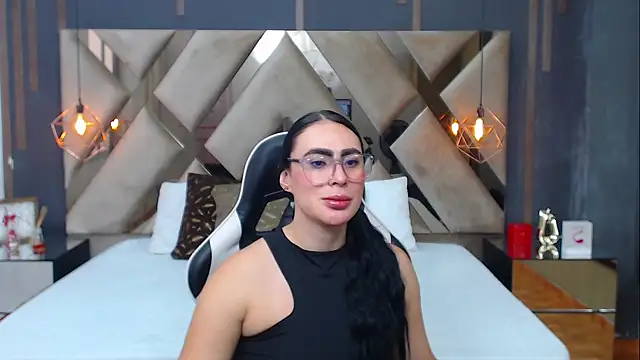 MartinaaFit's Live XXX Chat