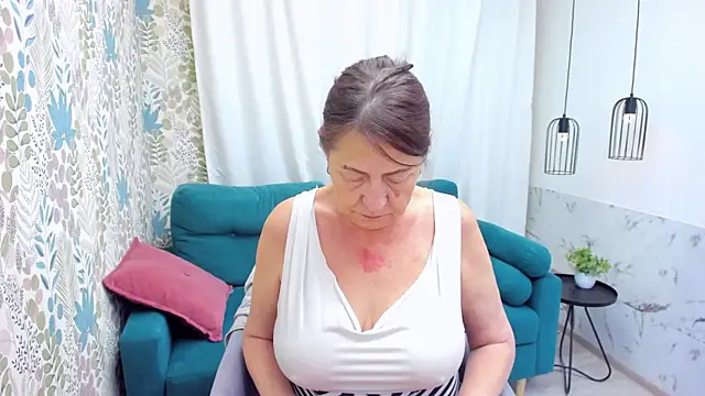 Chat XXX en directo de LindaPassionate