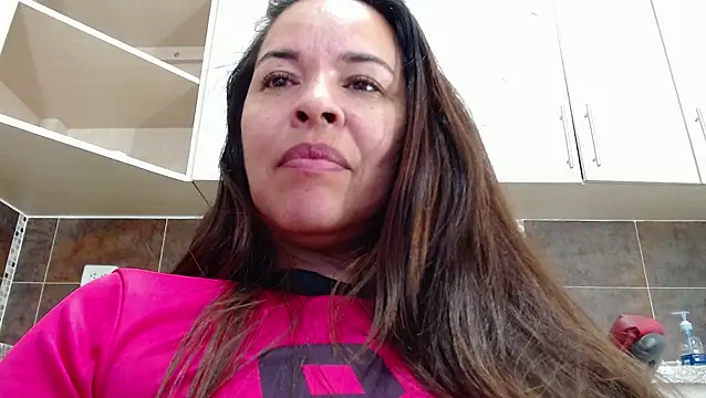 Chat +18 de Lizeth_Bels ao vivo