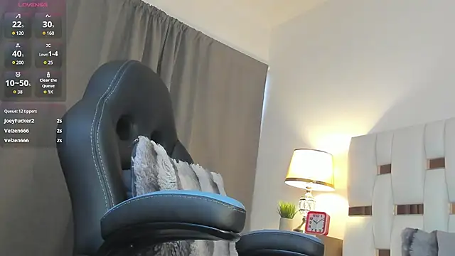SaraWatsonn1's Live XXX Chat