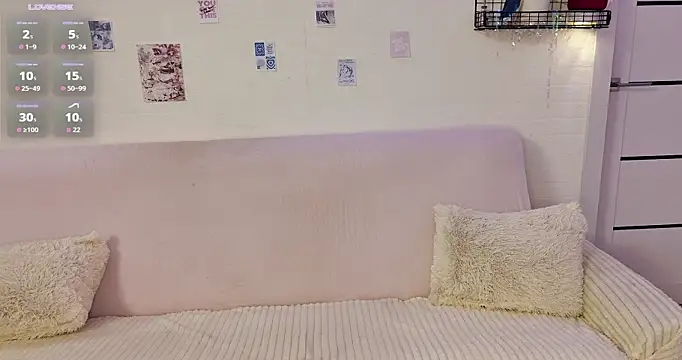 Chat +18 de Hannakeyn ao vivo