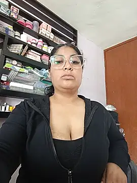 Živý XXX chat Yamilka-Reyes