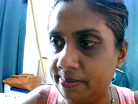 Ansh1307's Live XXX Chat