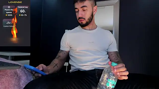 MarkWalker__'s Live XXX Chat