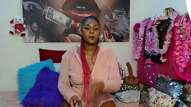 Moreish-06's Live XXX Chat