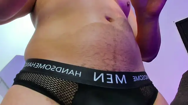 RomanCroftn Live XXX chat