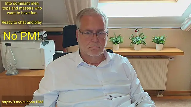 subbear1968 Live XXX Chat