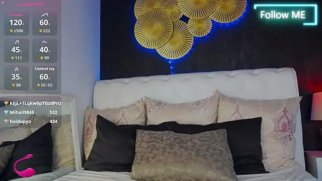 BellaKarma's Live XXX Chat