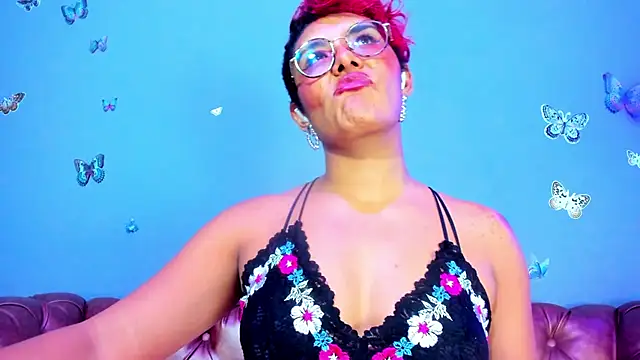 Chat XXX ao vivo de Kaira_mosse