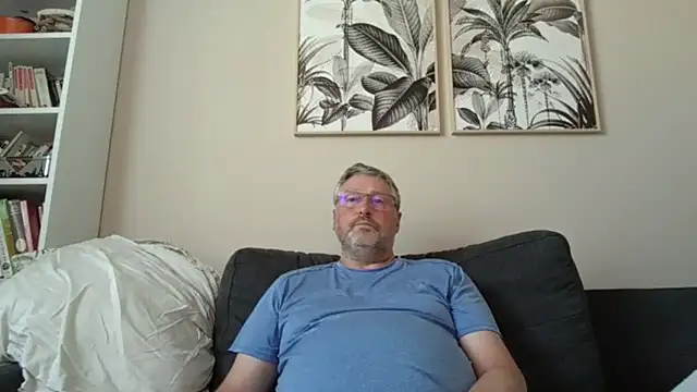 doudou310 webkamerás műsora