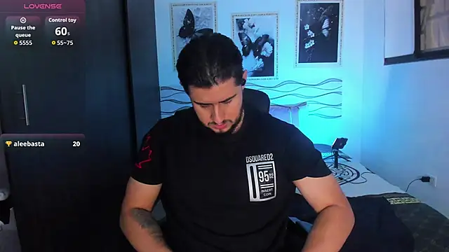 Pokazy przed kamerką – Ryan_evannss_