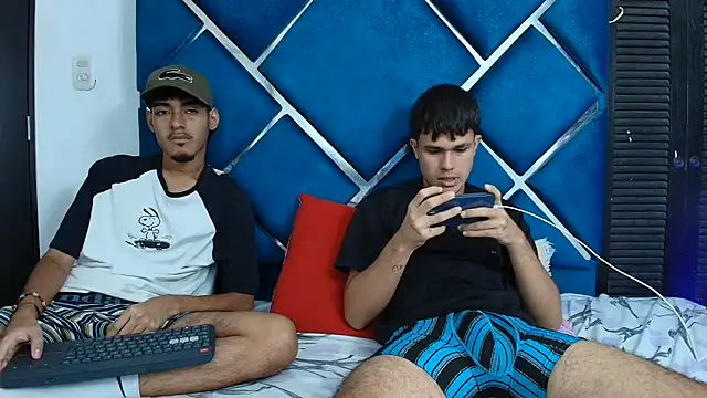 Chat XXX ao vivo de EdwinBoys