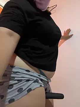 دردشة Emma_bom الجنسية المباشرة