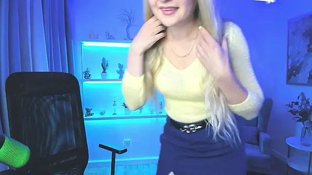 Chat +18 de CharlotteKerti ao vivo
