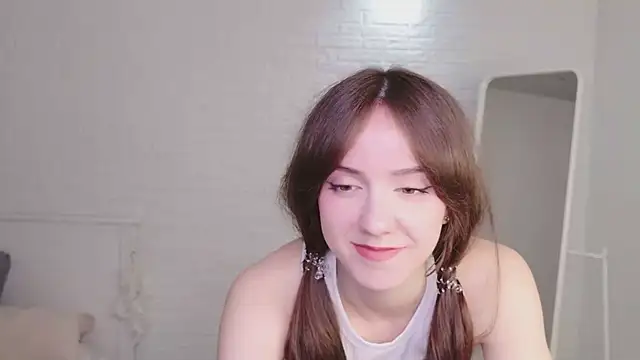 Kira__candy Webcam show