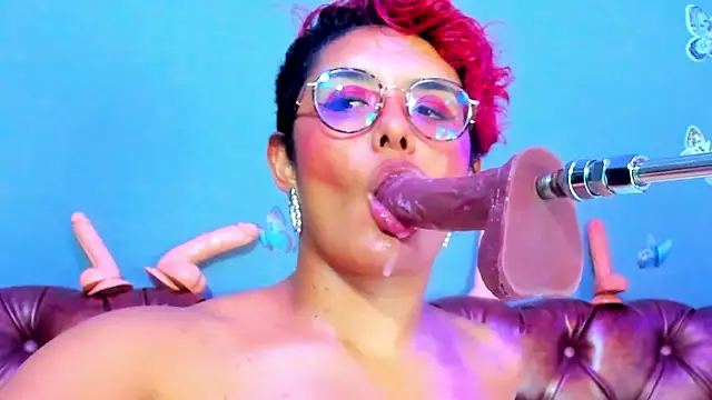 Kaira_mosse Adlı Modelin Canlı XXX Sohbeti