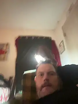 Show modela Sir_Spun_Son na web-kameri