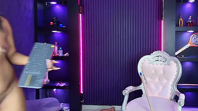 Veronica_bdsm élő XXX-chatje