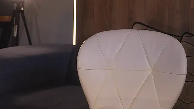 NaomiSainzのライブXXXチャット