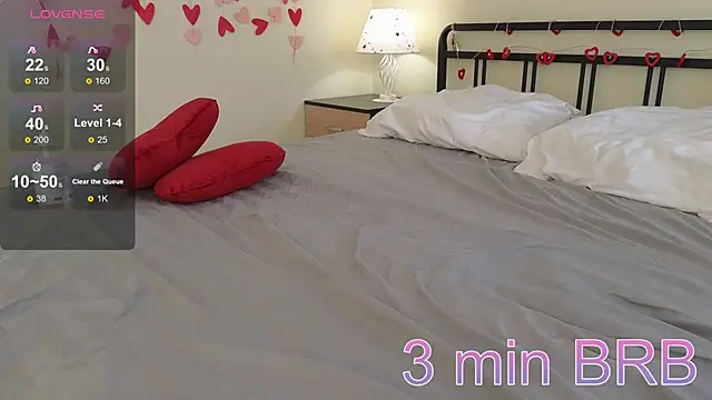 Bonnie_White élő XXX-chatje