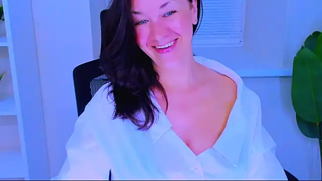 XXX chat uživo modela AnaMills