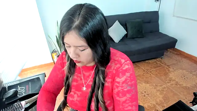 LinaBrowm's Live XXX Chat