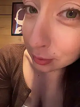 Chat +18 de Holly_Play ao vivo