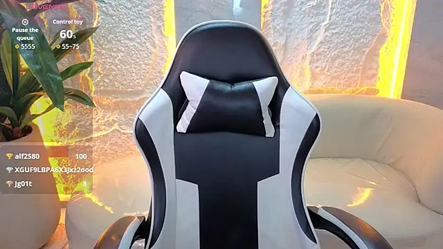 XXX chat uživo modela roxan1_tp